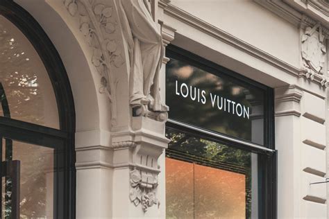 lv ai|LVMH's Data Revolution: Pioneering AI at Scale in the World of .